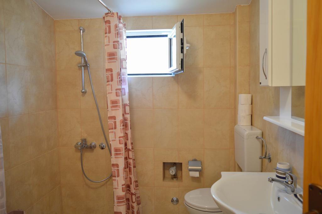 Apartment Sunny بار المظهر الخارجي الصورة