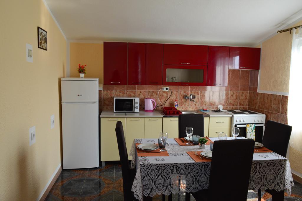 Apartment Sunny بار المظهر الخارجي الصورة